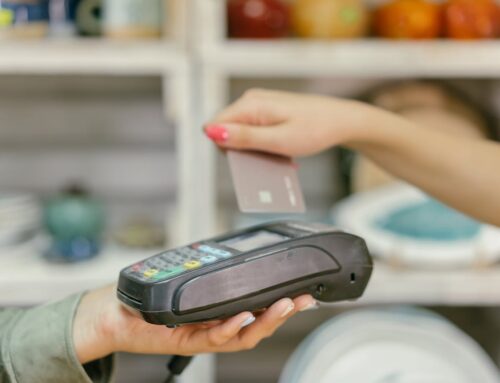 Eignet sich eine Online-Bezahlkarte als Alternative zur Firmenkreditkarte?